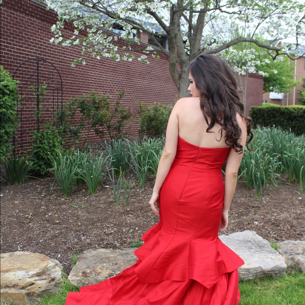 Prom dress/ dress for special occasion/ worn once